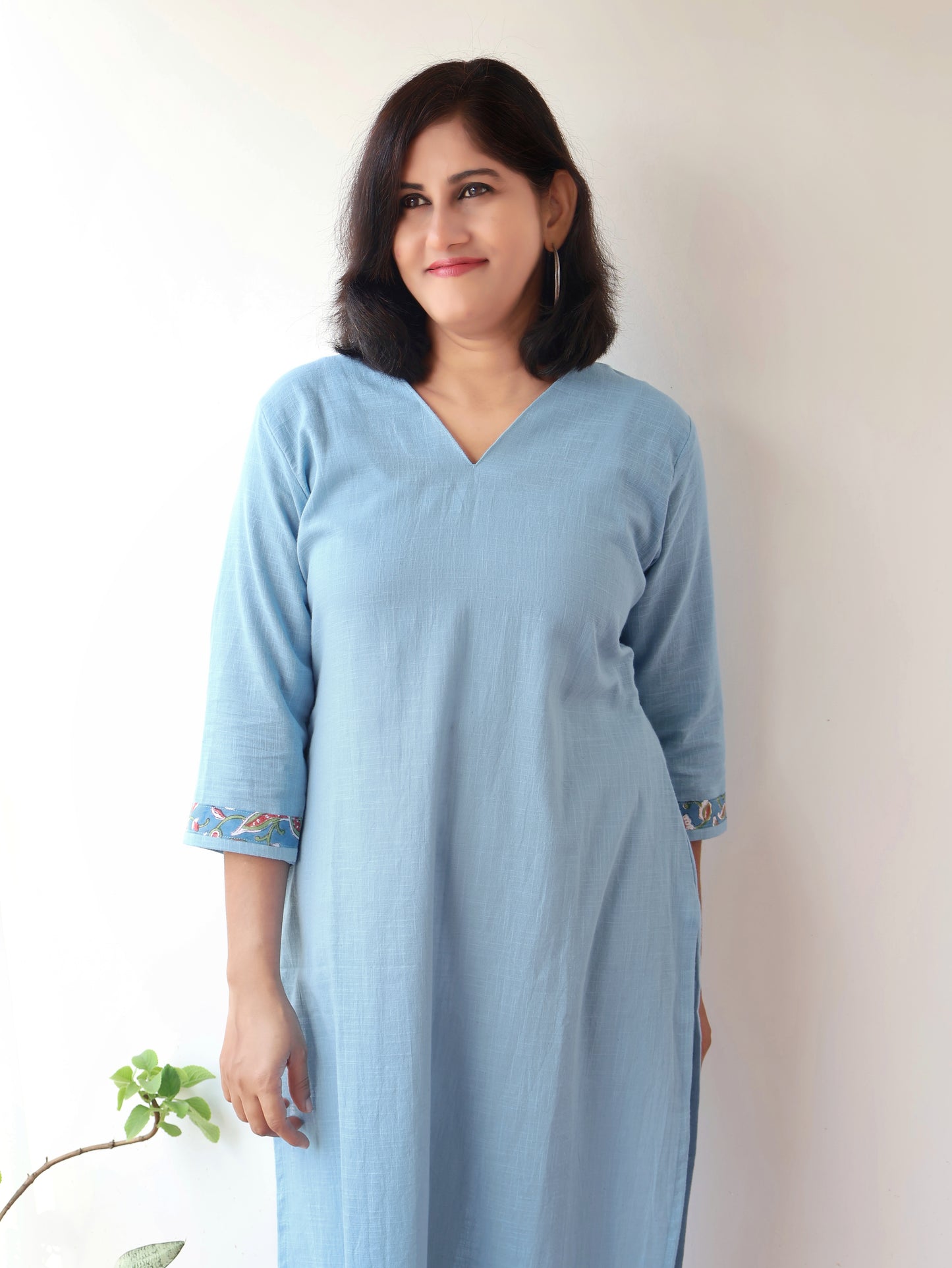Iris Blue Solid Cotton Straight Kurta