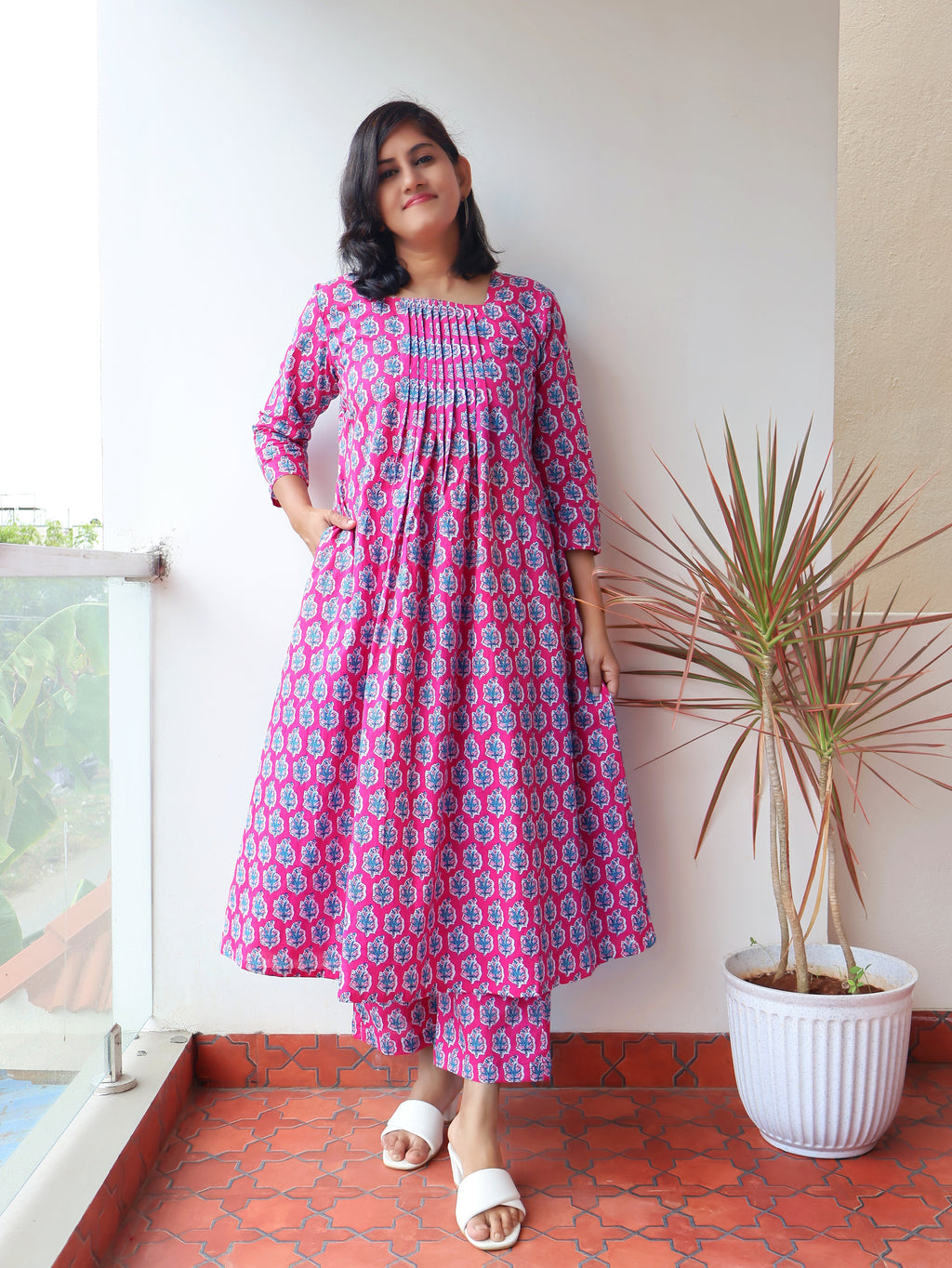 Pink Cotton Kurta Set with Pintuck details, 3/4th Sleeves, Side Pocket, flattering Aline kurta with matching straight Cotton Pants.
