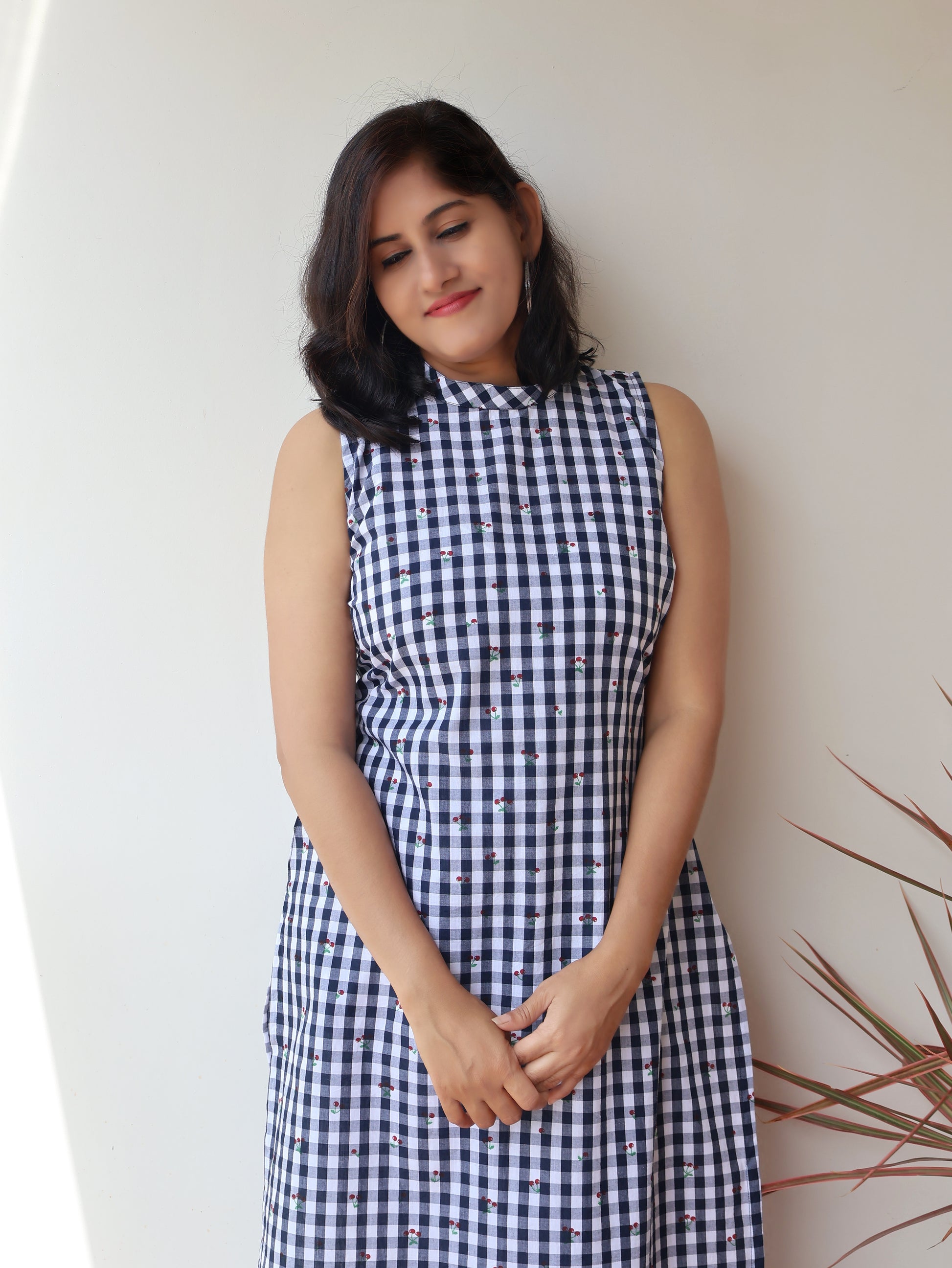 Summer Checks Sleeveless Cotton Kurta