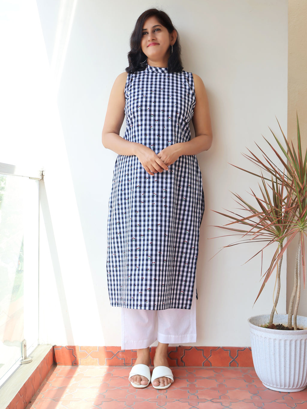 Summer Checks Sleeveless Cotton Kurta