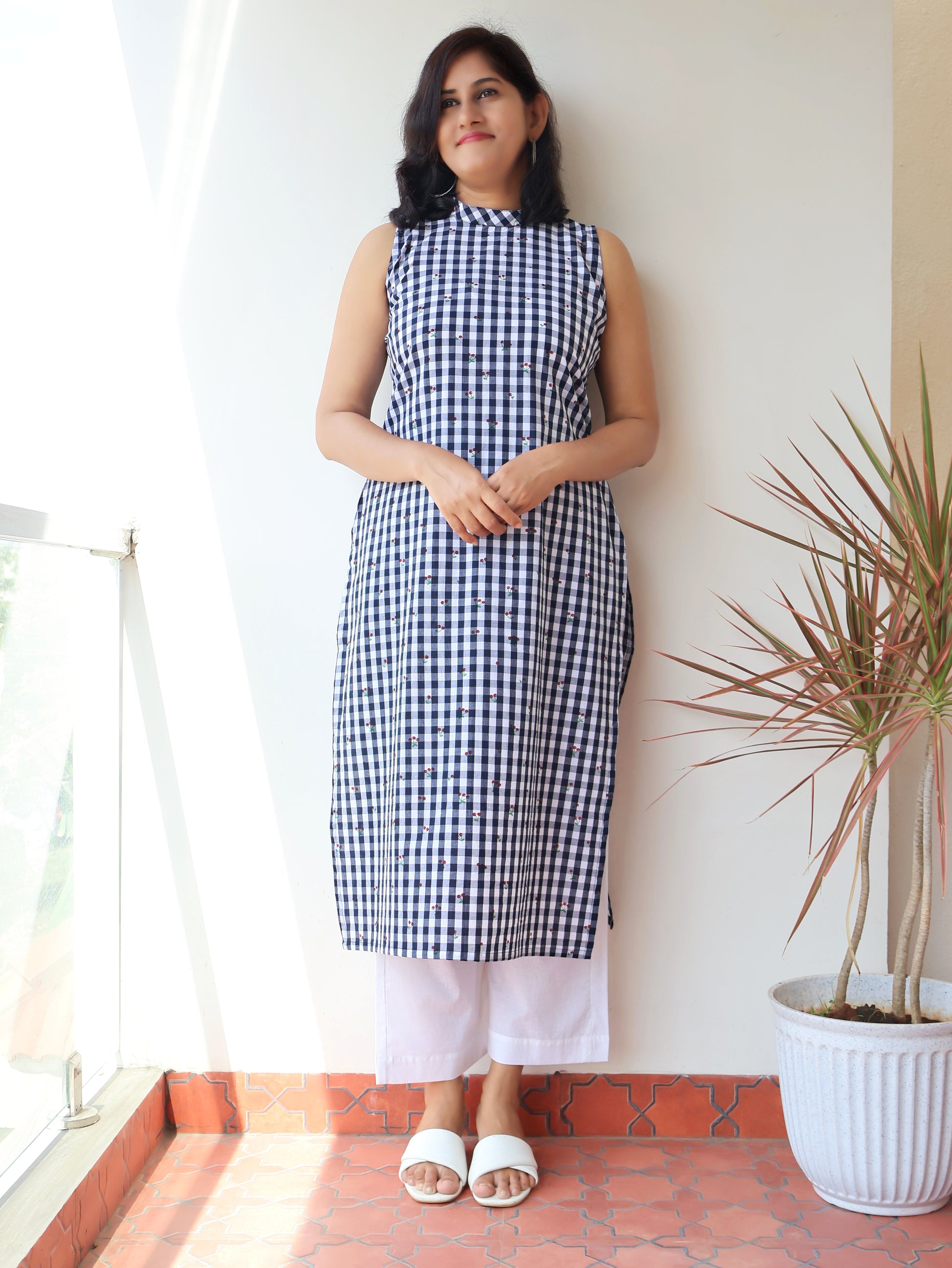 Summer Checks Sleeveless Cotton Kurta