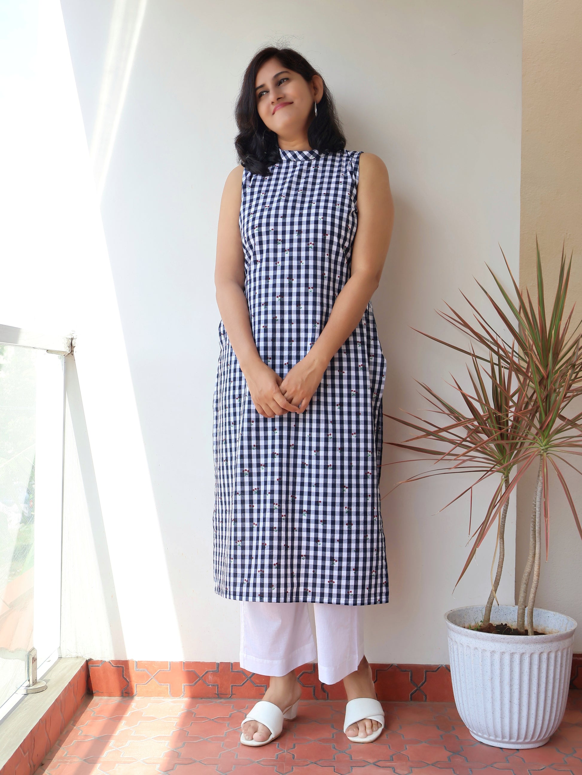 Summer Checks Sleeveless Cotton Kurta