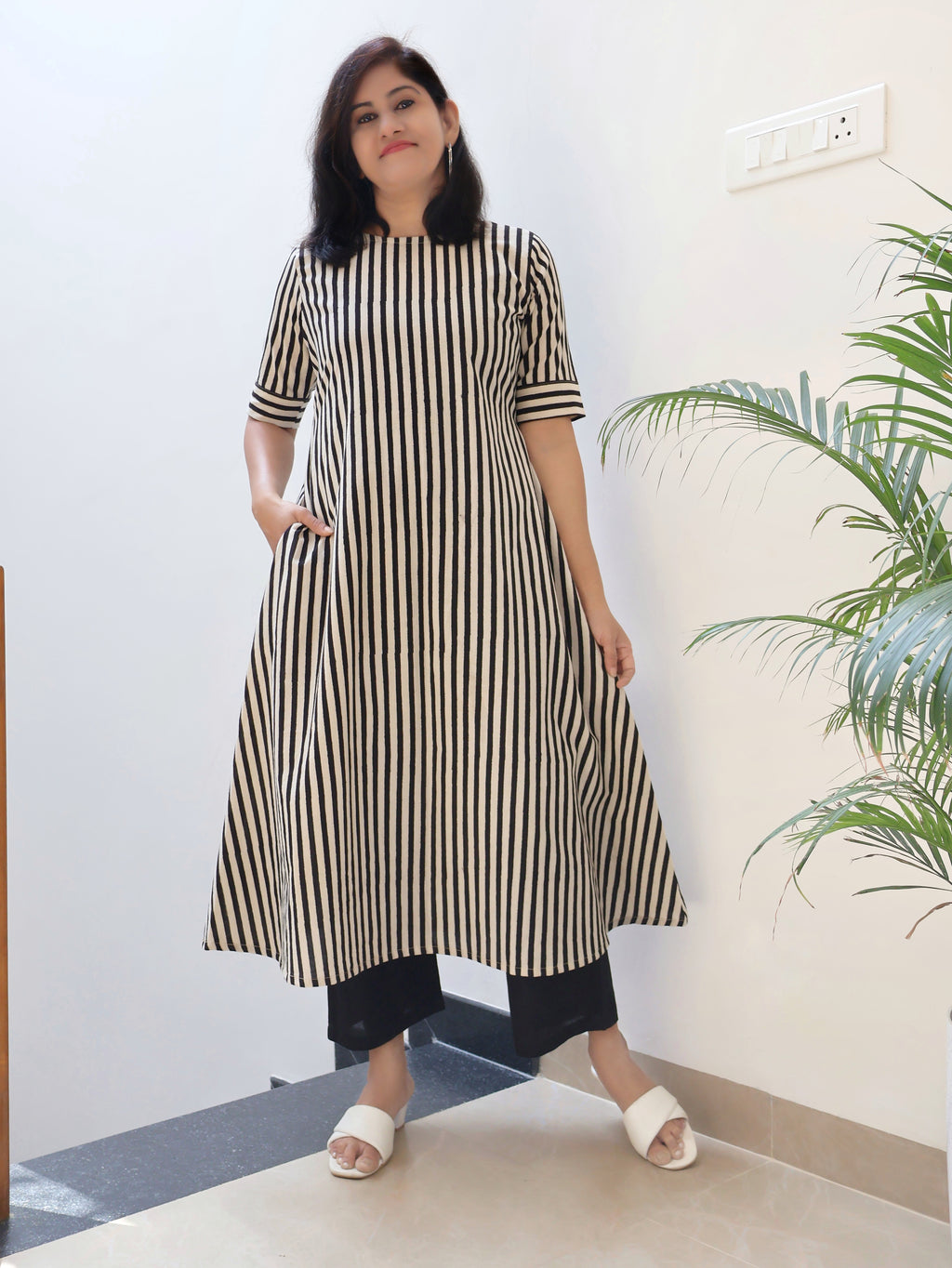 Black Ethereal Stripes Bagru Hand Block Cotton Kurta