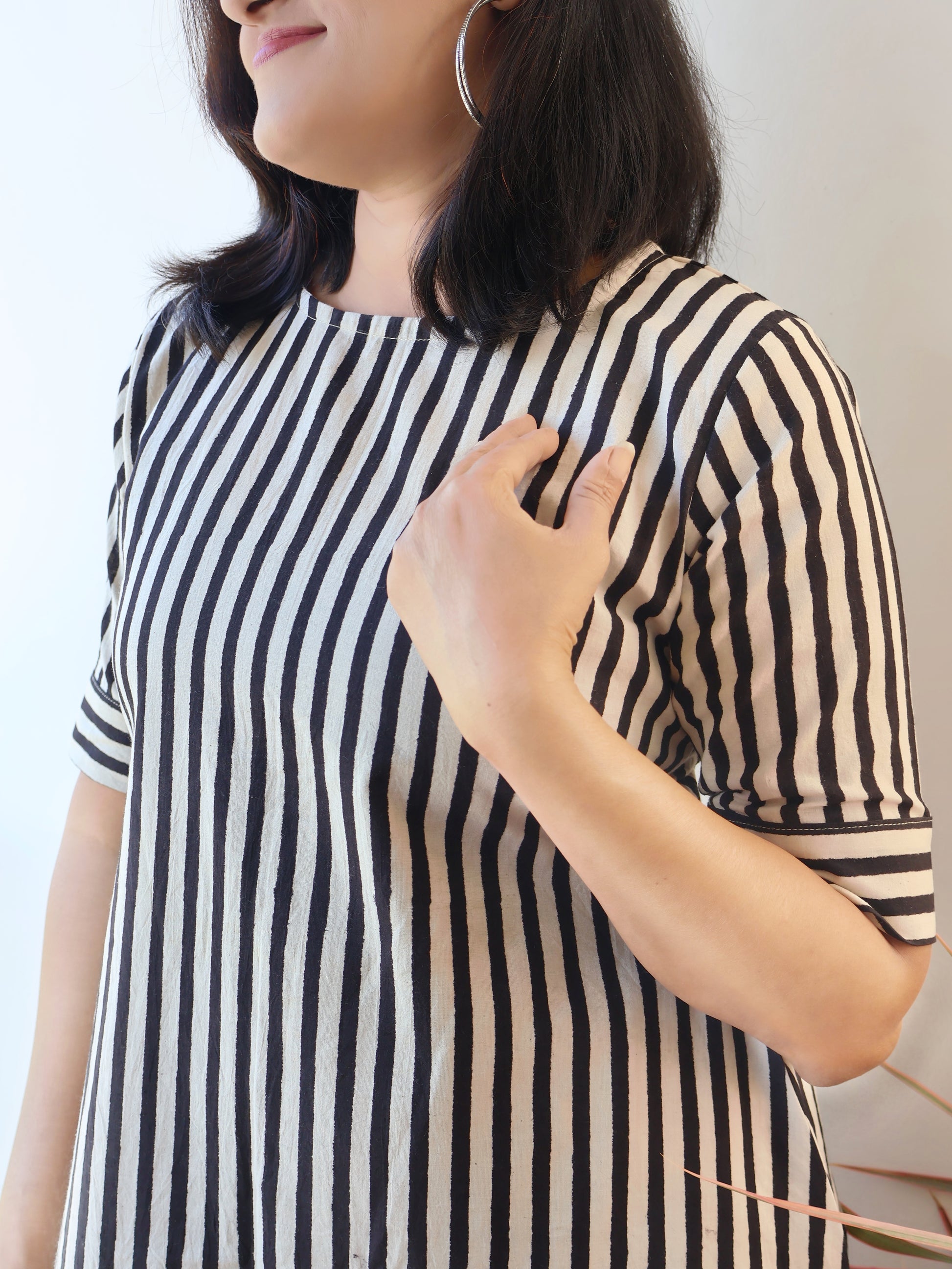 Black Ethereal Stripes Bagru Hand Block Cotton Kurta