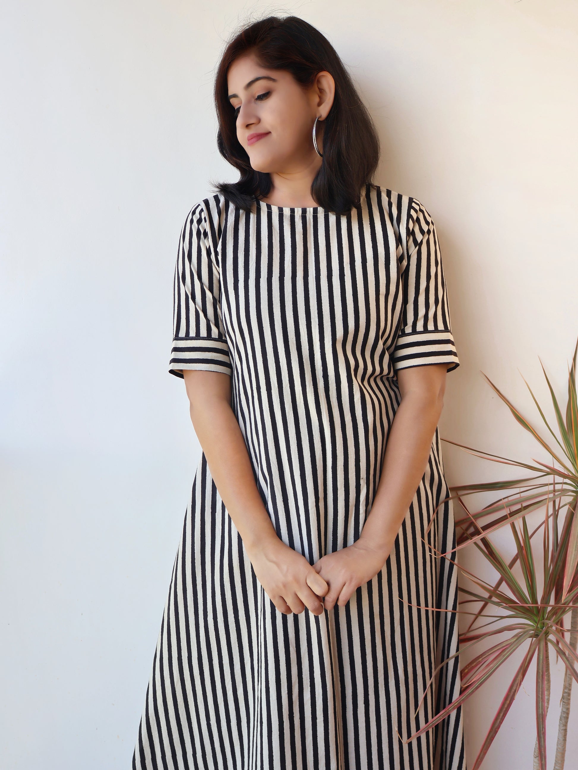 Black Ethereal Stripes Bagru Hand Block Cotton Kurta