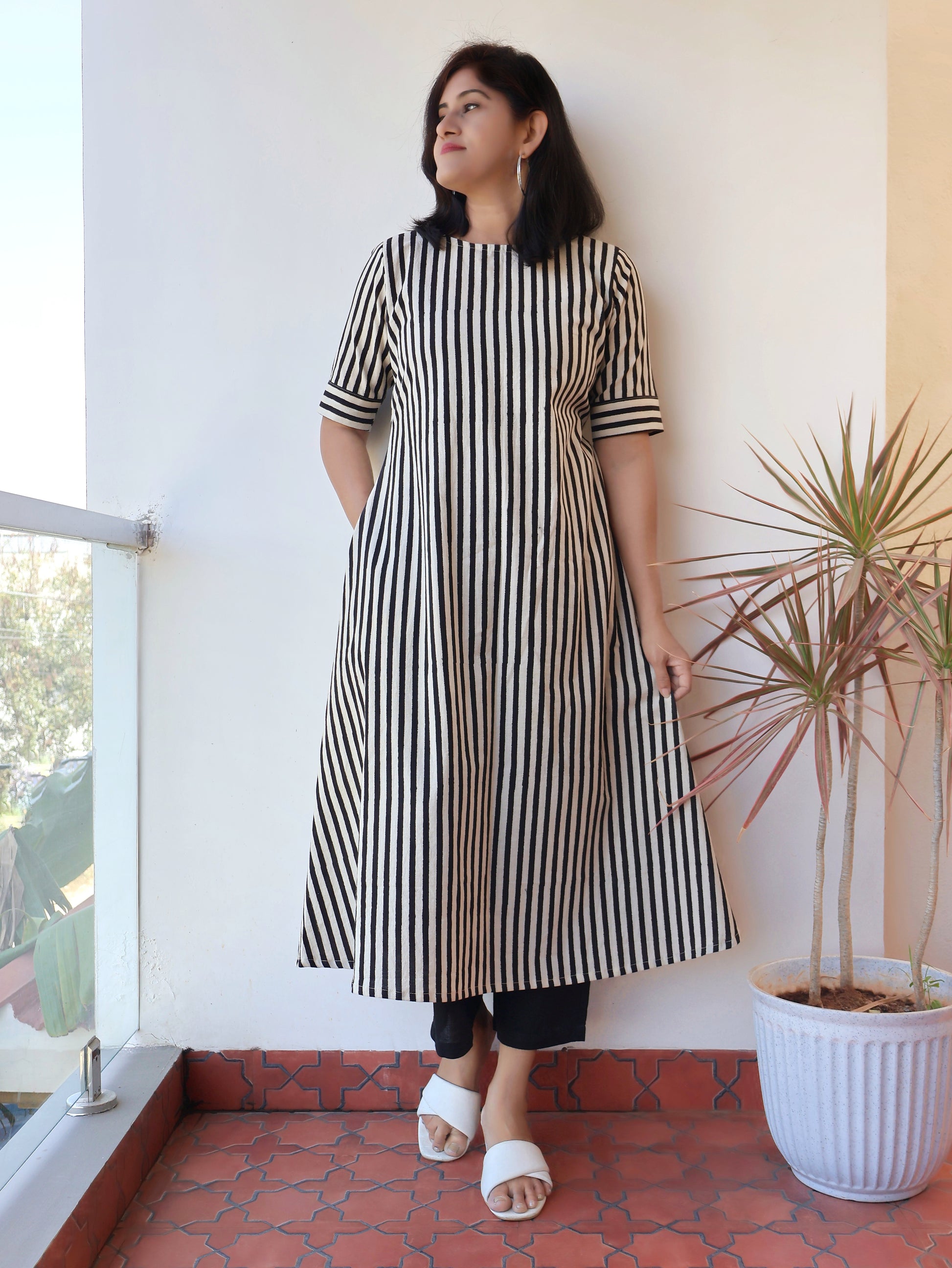 Black Ethereal Stripes Bagru Hand Block Cotton Kurta