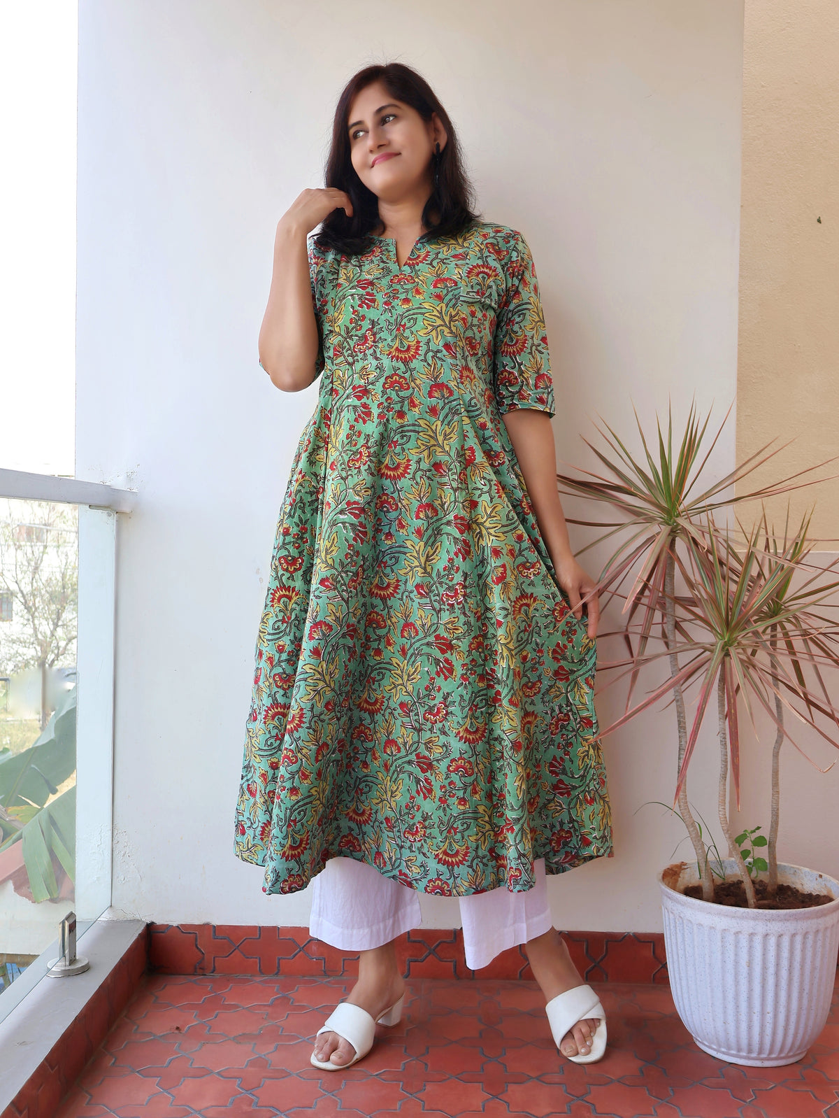 Radiant Garden Sanganeri Hand Block Cotton Kurta
