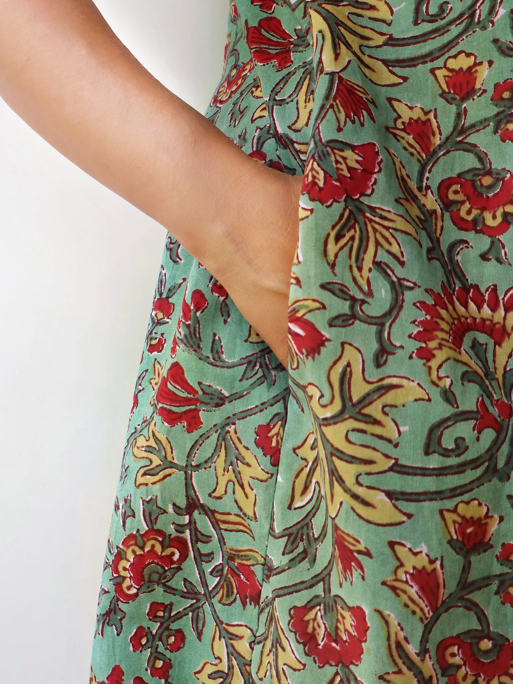 Radiant Garden Sanganeri Hand Block Cotton Kurta