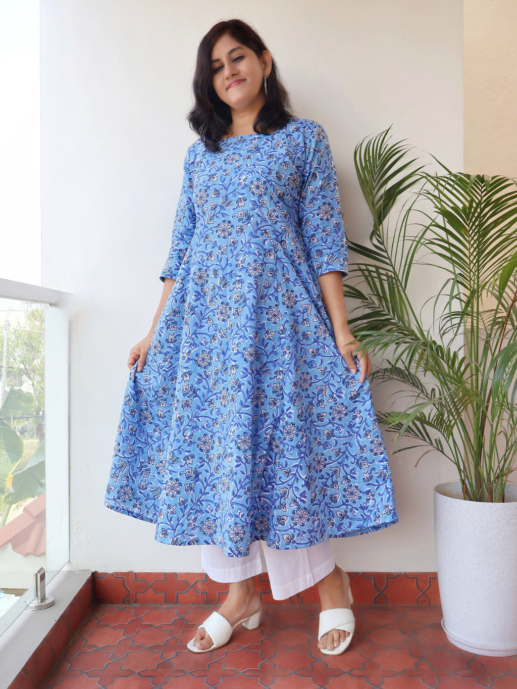 Sea Blue Floral Sanganeri Hand Block Cotton Kurta