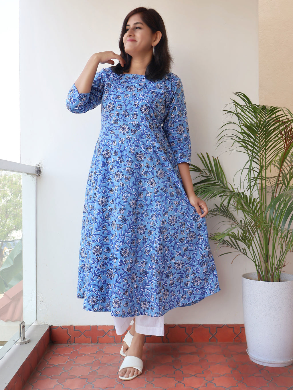 Sea Blue Floral Sanganeri Hand Block Cotton Kurta
