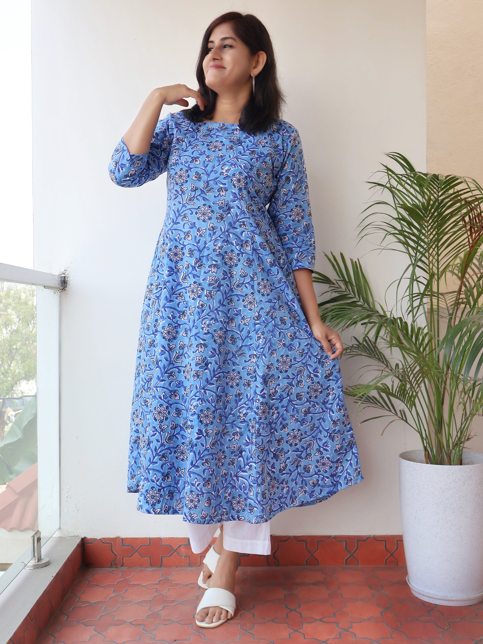 Sea Blue Floral Sanganeri Hand Block Cotton Kurta