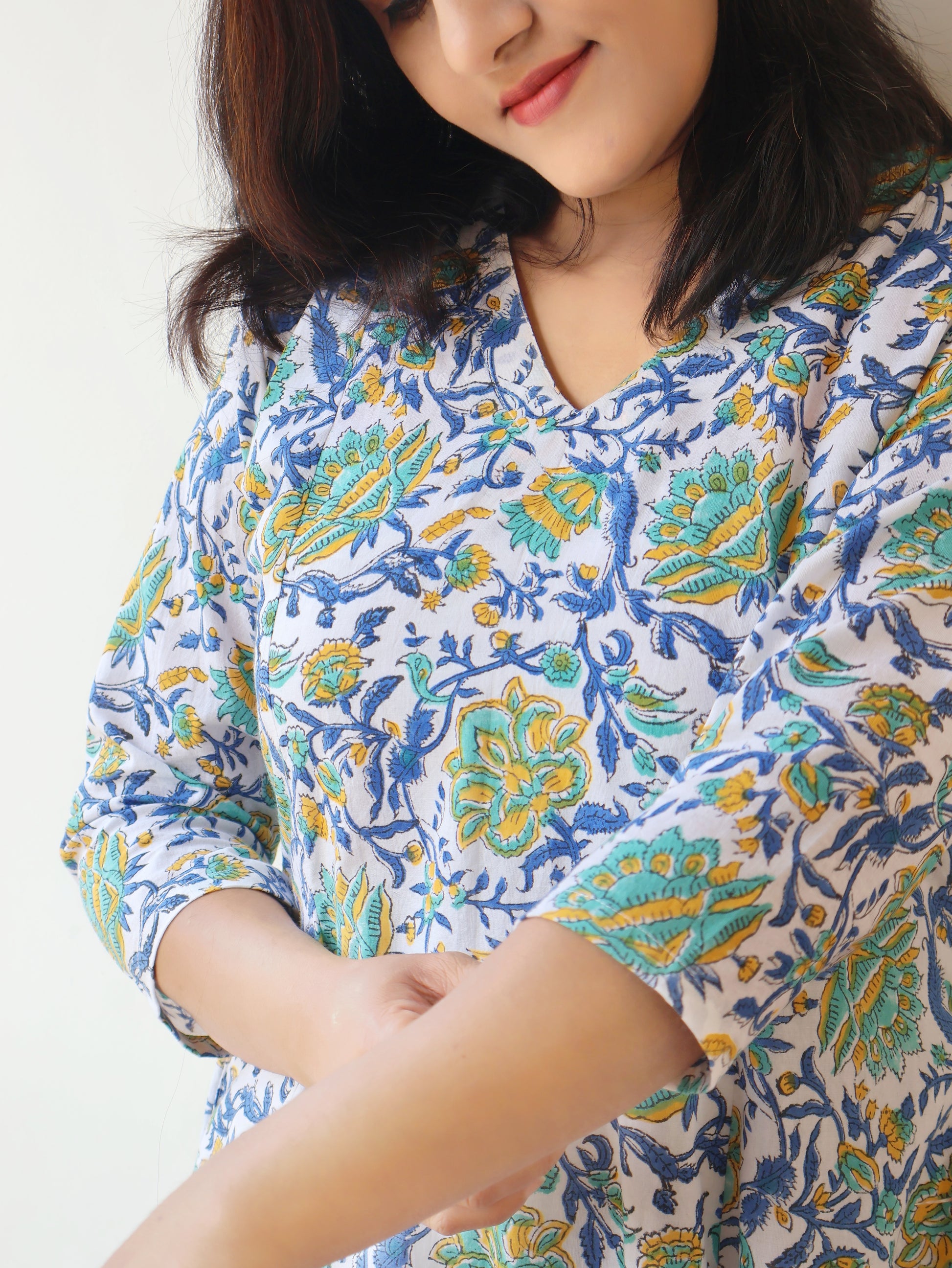 White Vibe Floral Sanganeri Hand Block Cotton Kurta