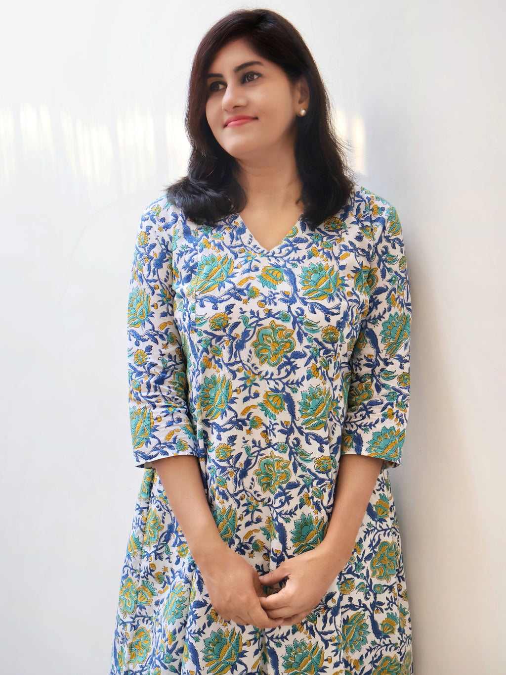 White Vibe Floral Sanganeri Hand Block Cotton Kurta