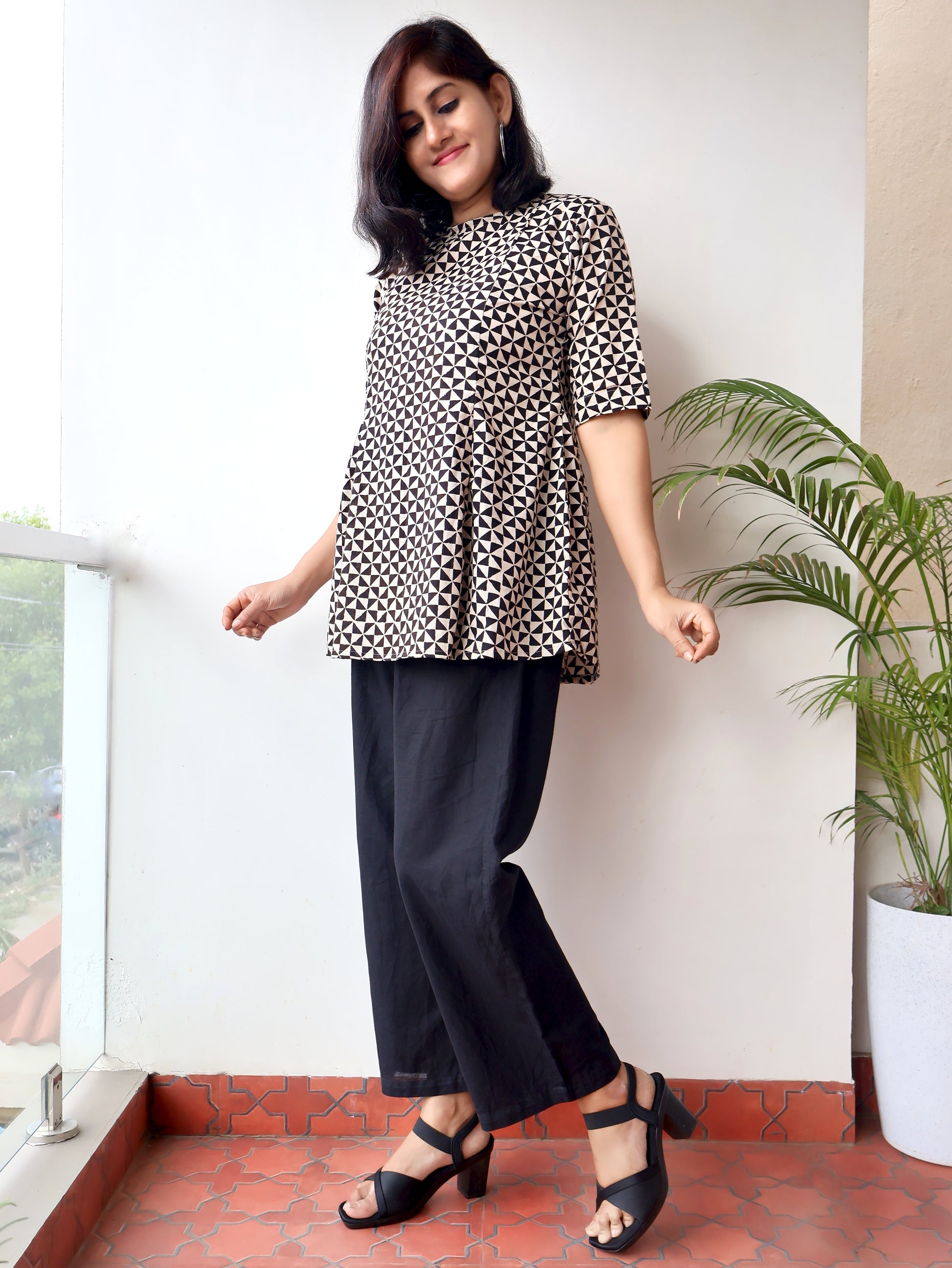 Black Chic Geometric Bagru Hand Block Cotton Paneled  Short Top