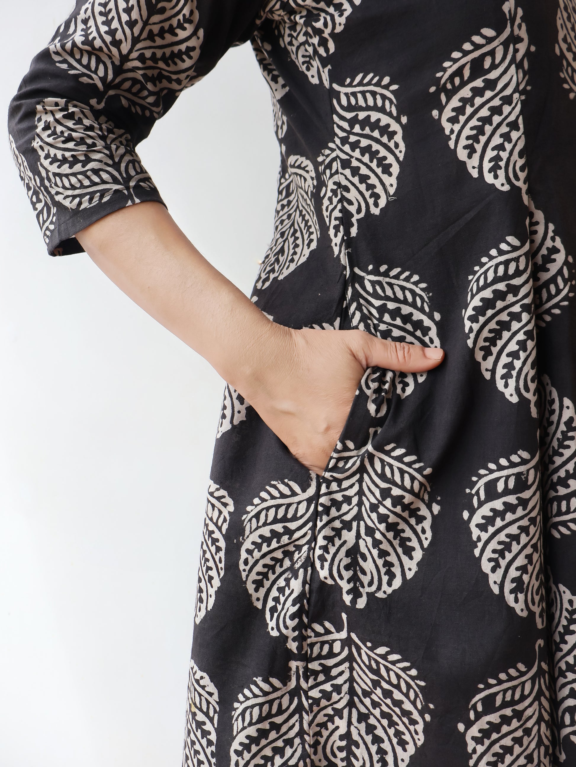 Black Leaf Elegance Bagru Hand Block Cotton Kurta