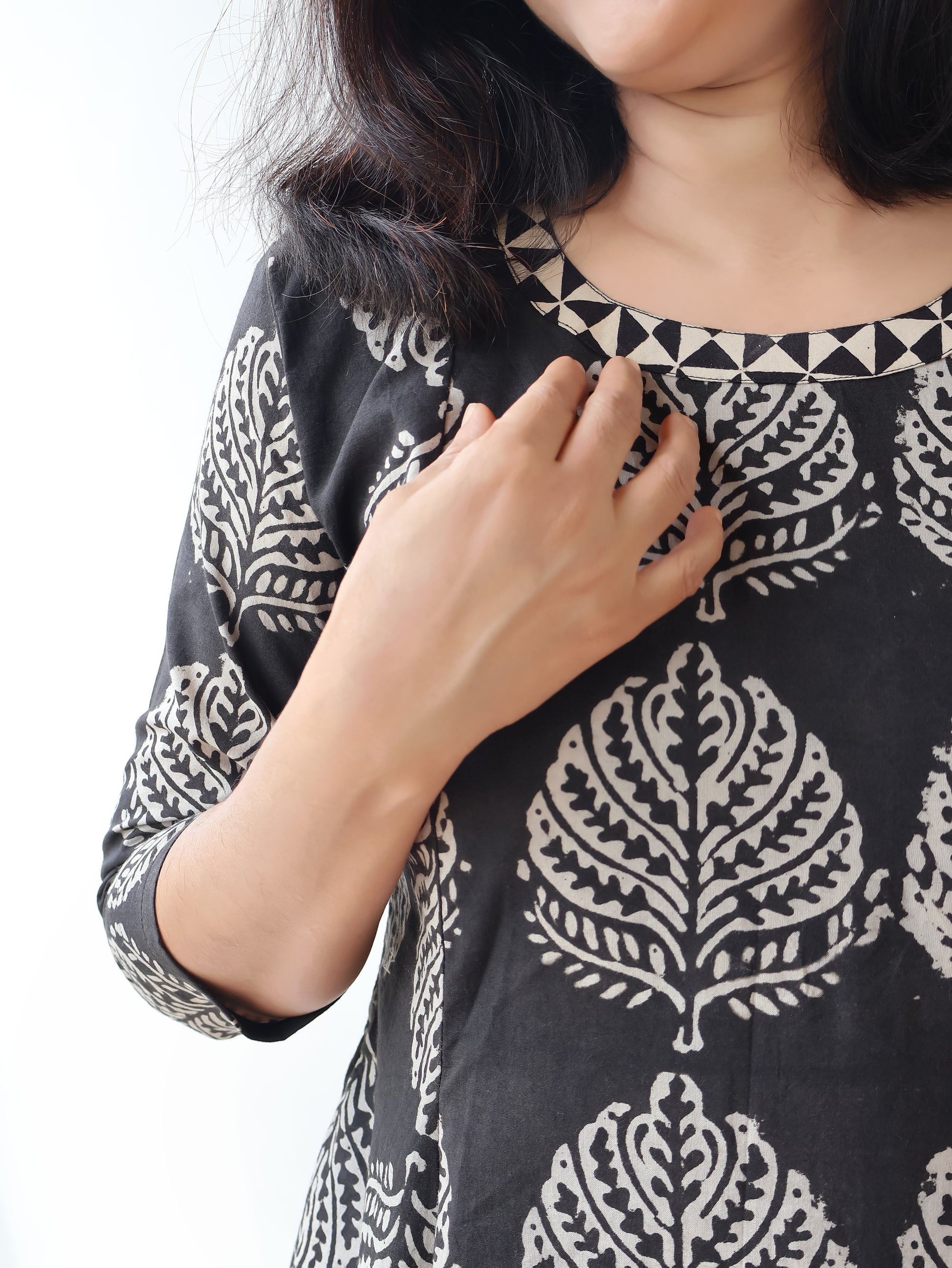 Black Leaf Elegance Bagru Hand Block Cotton Kurta