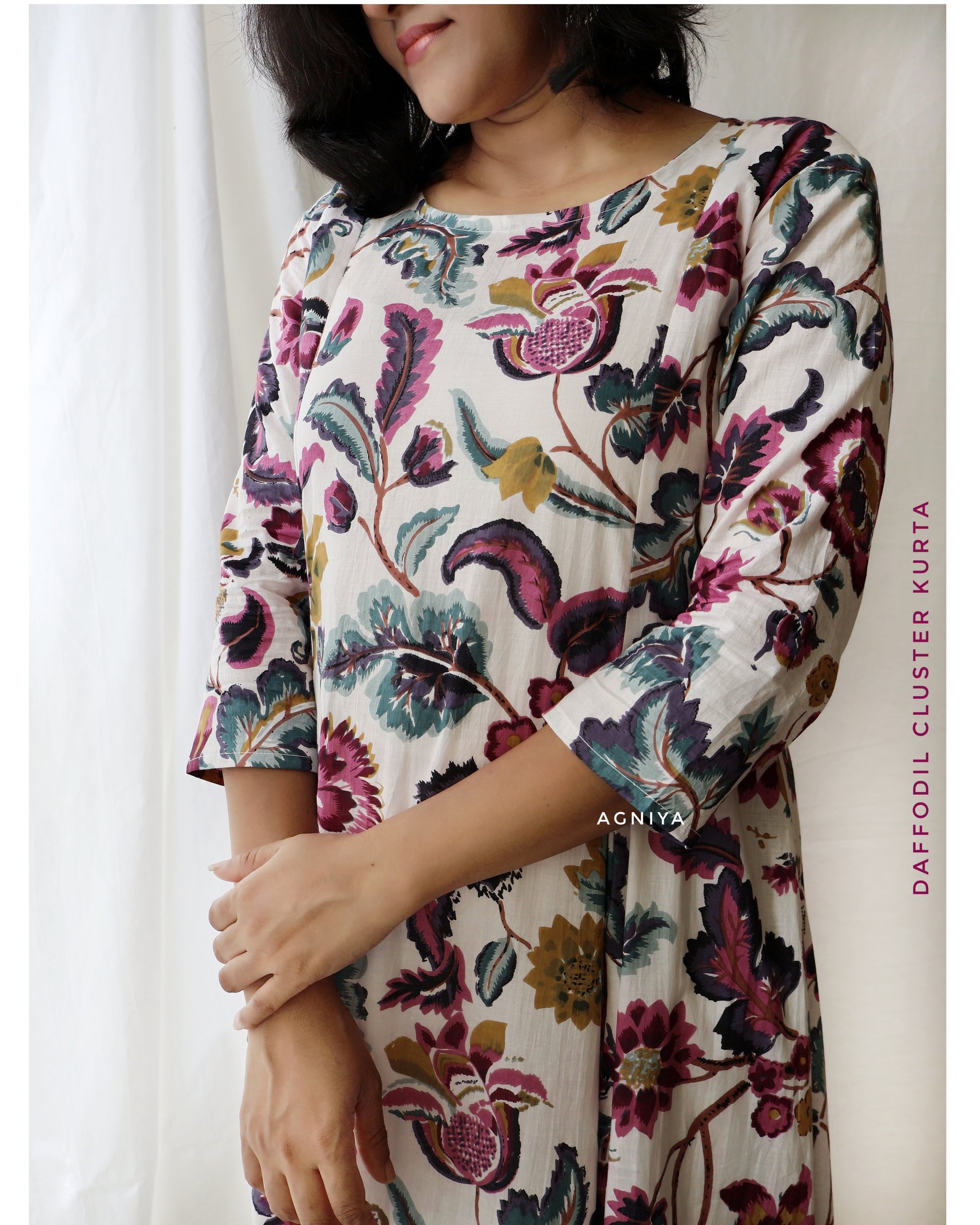 Daffodil Cluster Paneled Cotton Kurta ( Last Few Sizes Left )