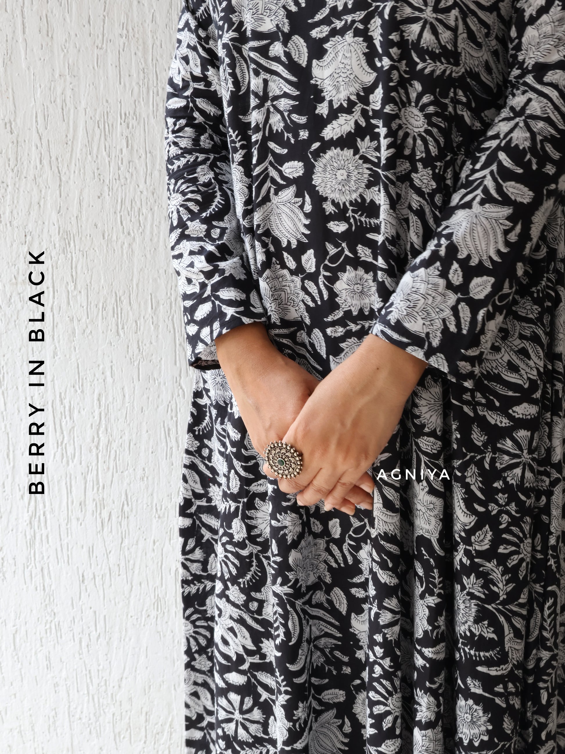 Berry in Black Paneled Cotton Kurta ( Last Few Sizes Left )
