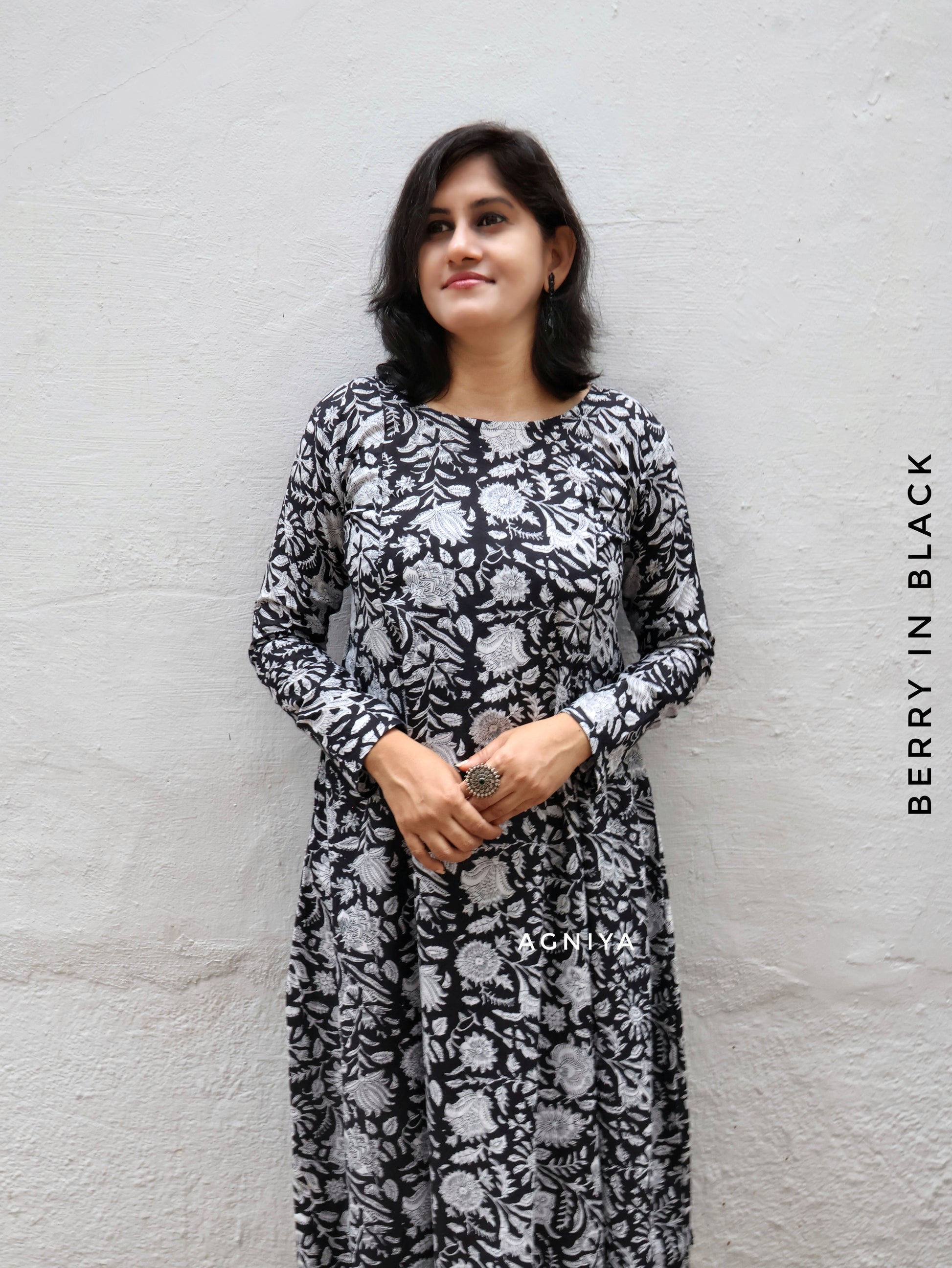 Berry in Black Paneled Cotton Kurta ( Last Few Sizes Left )