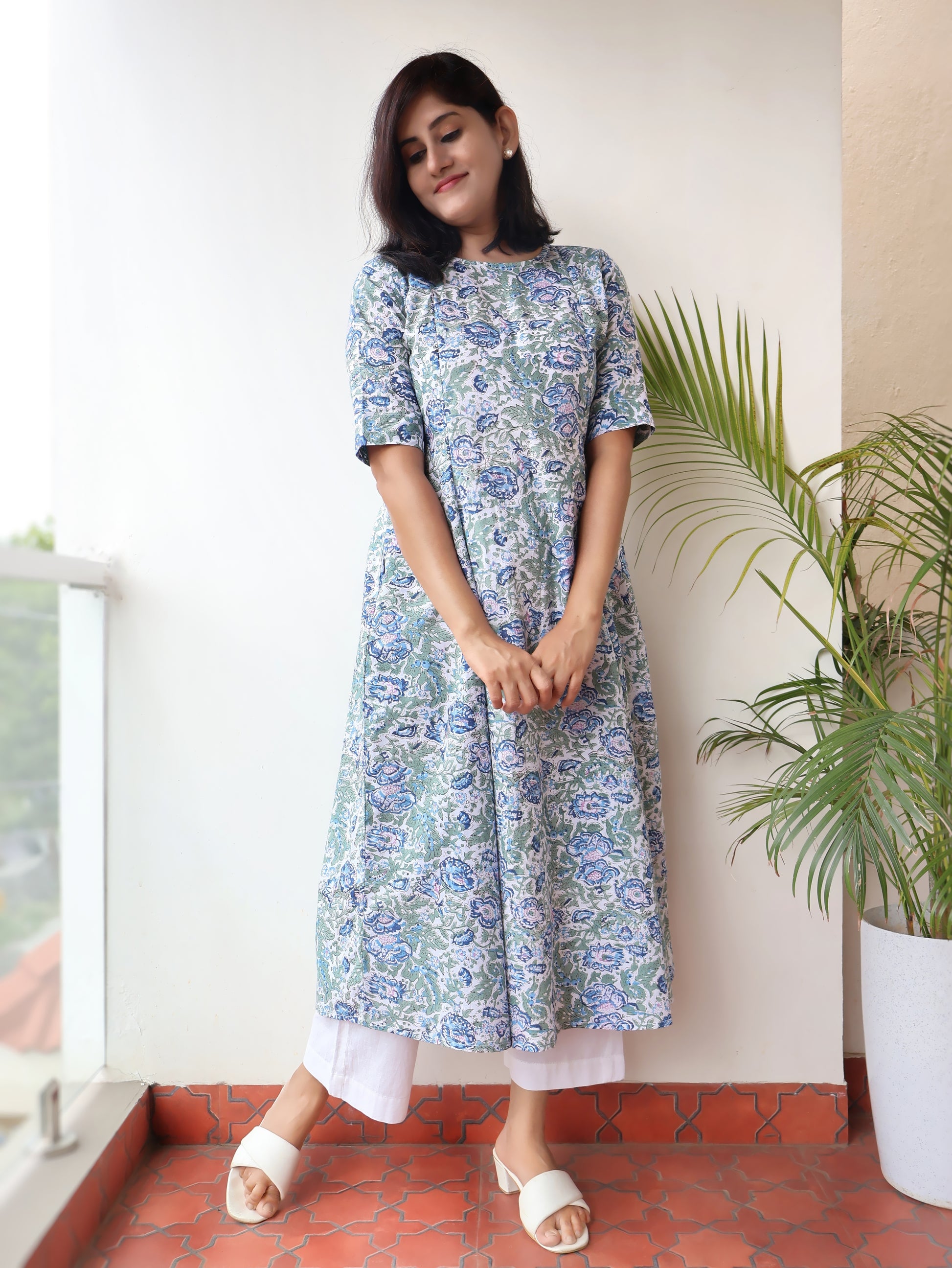 White Fern Floral Sanganeri Hand Block Cotton Kurta