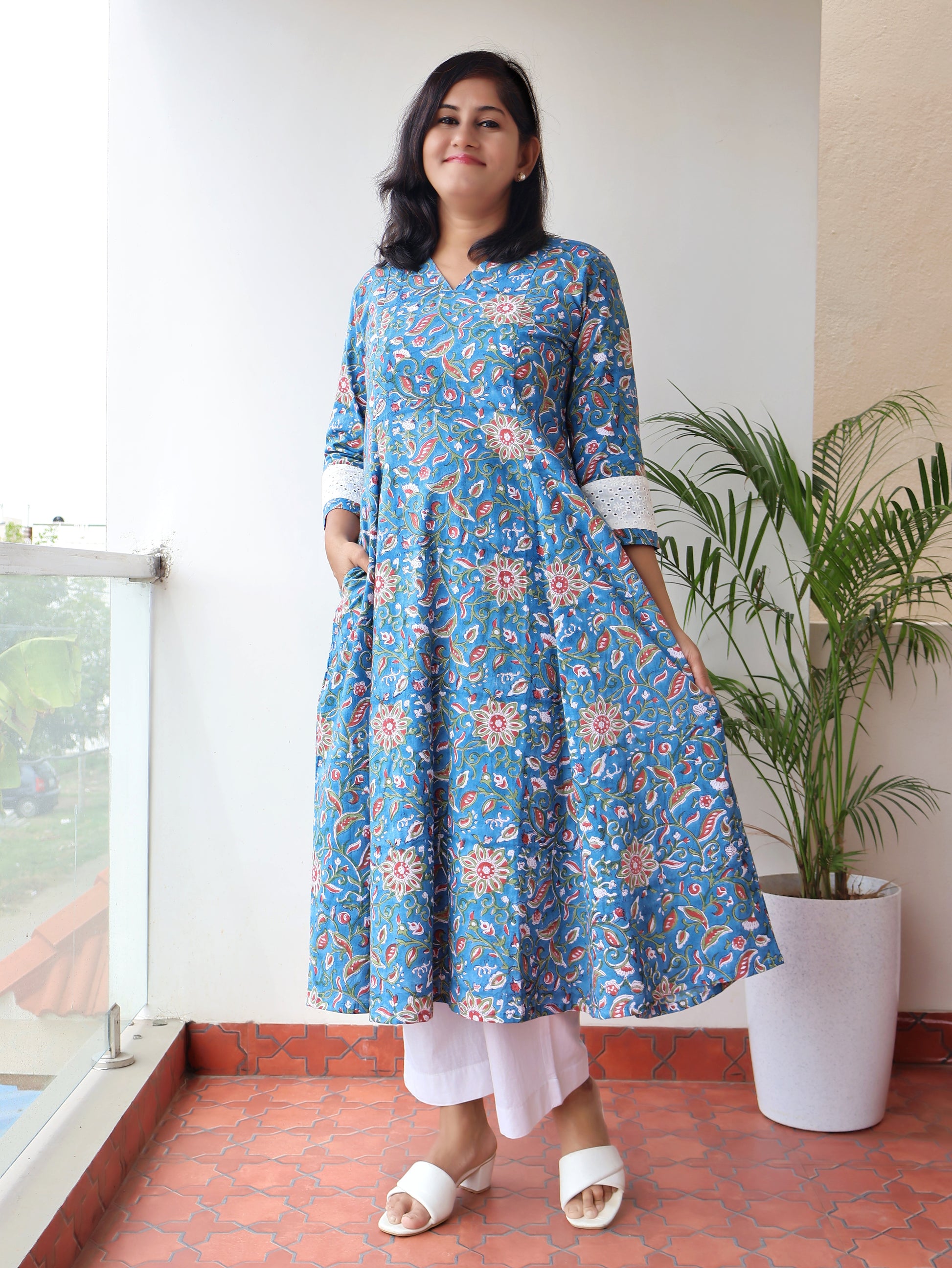 Azure Bloom Sanganeri Hand Block Print Cotton Kurta