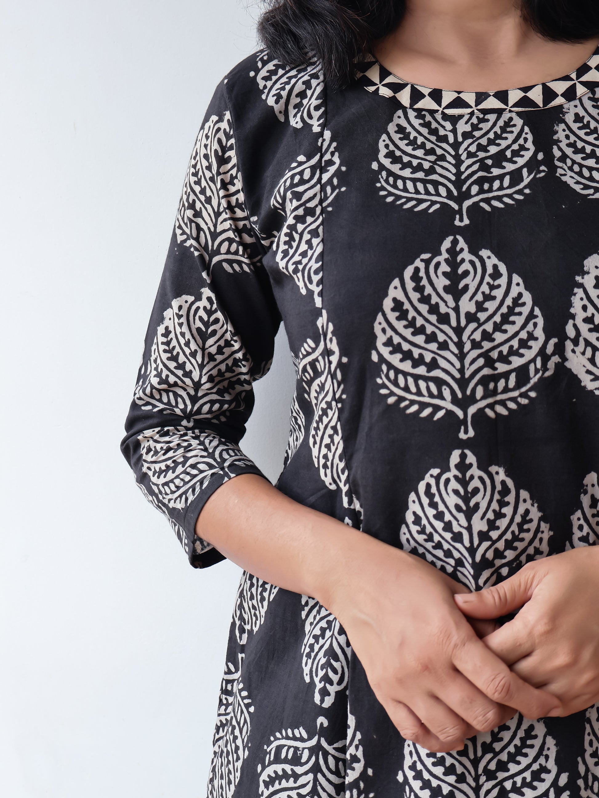 Black Leaf Elegance Bagru Hand Block Cotton Kurta