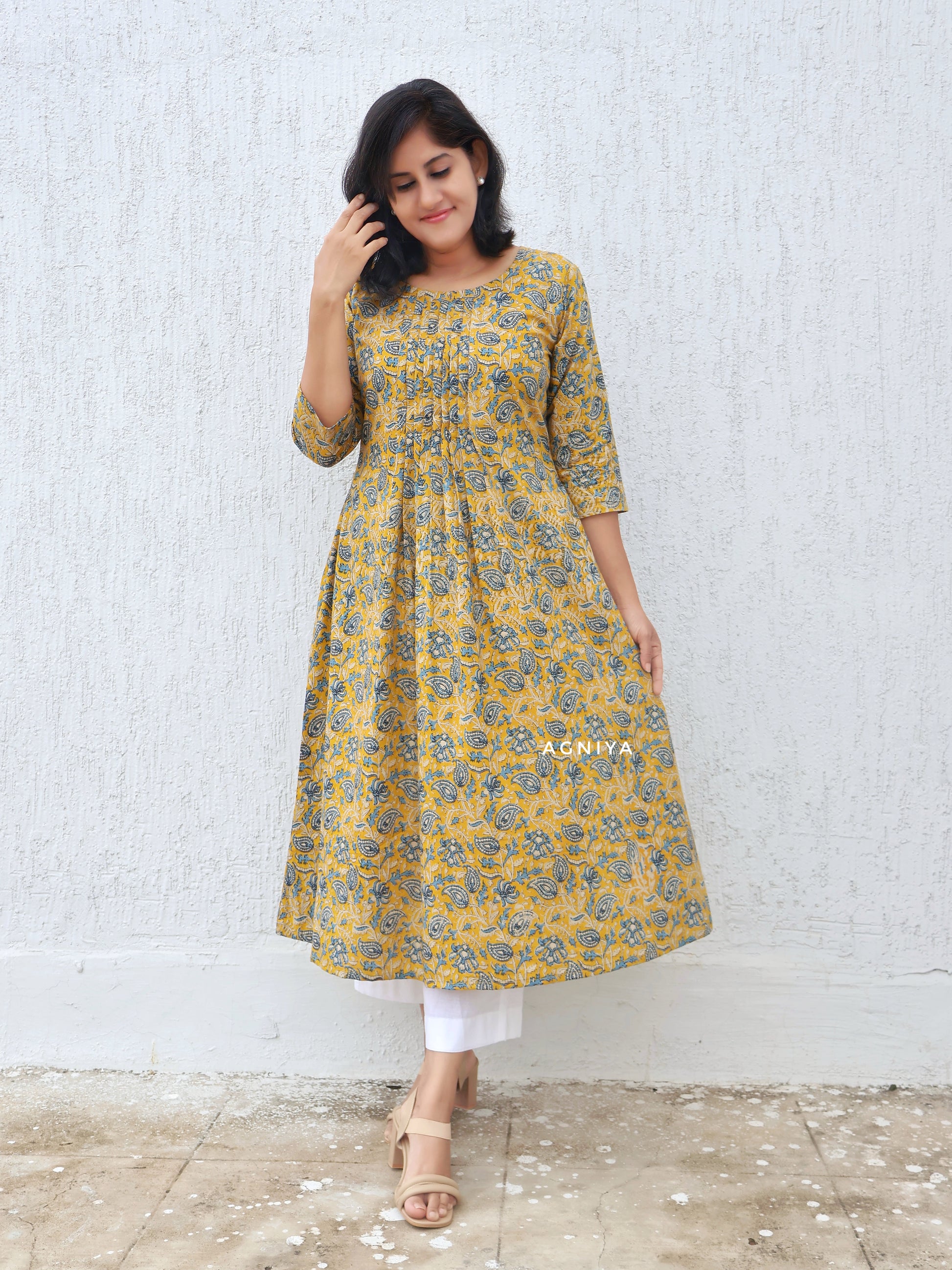 Yellow Blue Paisley Pintuck Kurta