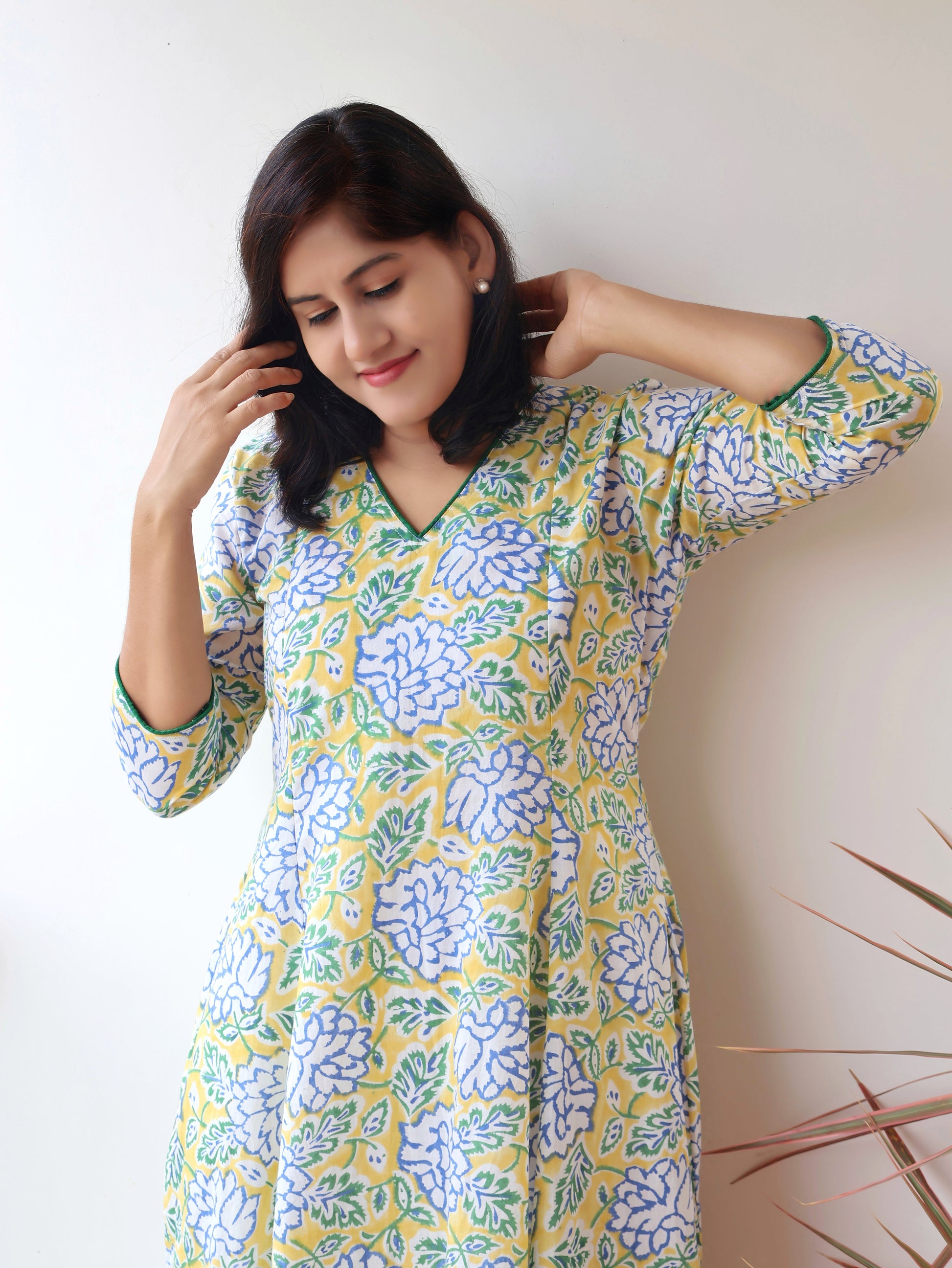 Yellow Daffodil Sanganeri Hand Block Cotton Kurta