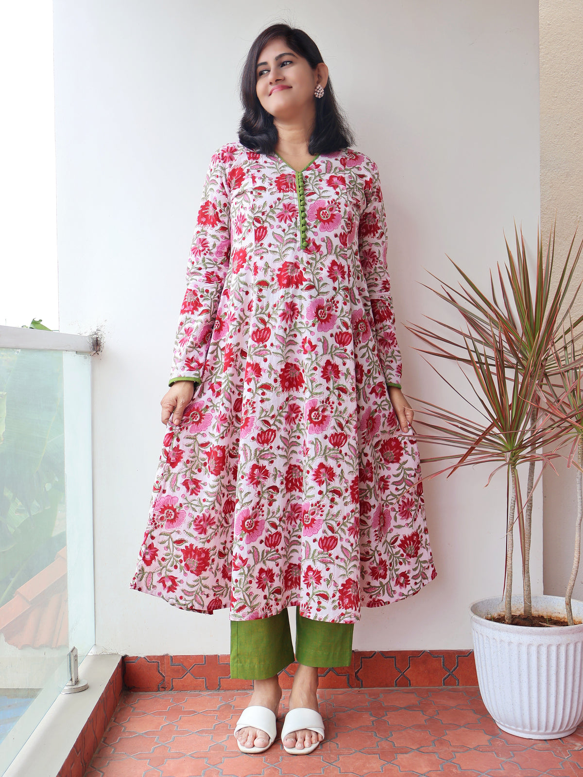 Azalea Pink Sanganeri Hand Block Cotton Kurta with panel fit and handwork neckline - Full view of the kurta