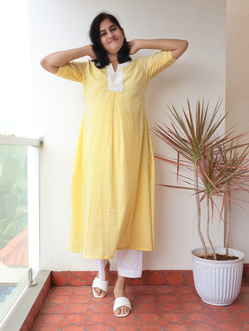 ellow printed cotton kurta with Hakoba yoke and breathable A-line fit