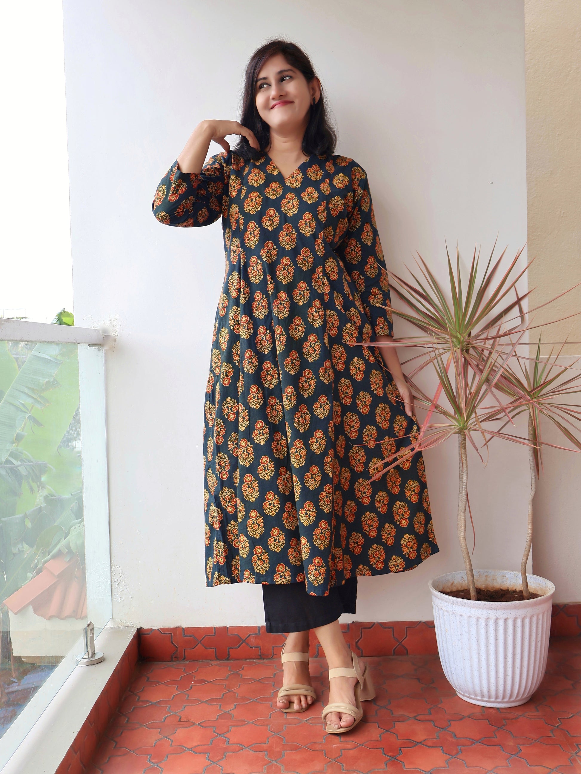 green-ajrakh-naturally-dyed-handblock-cotton-kurta-for-women