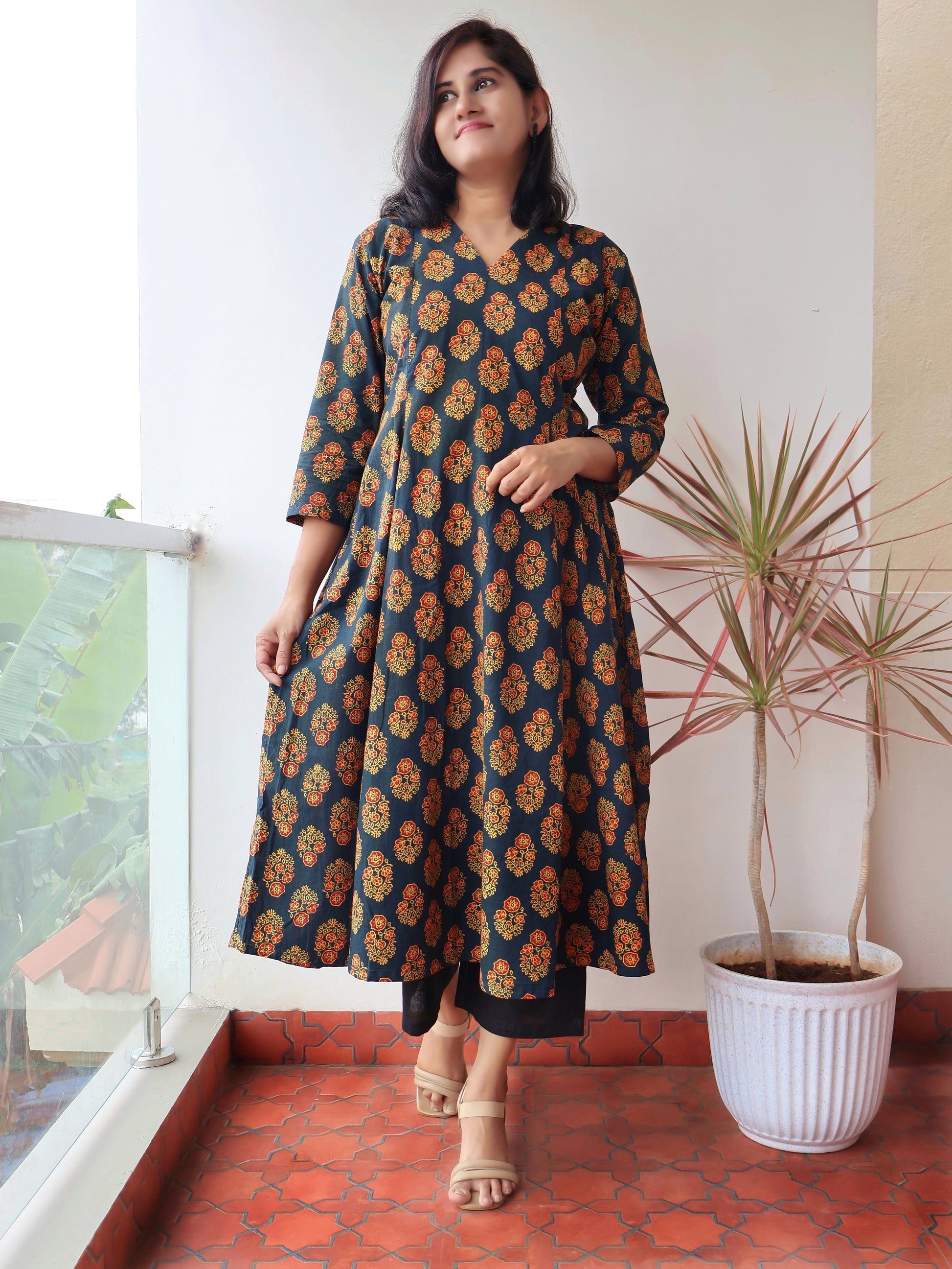 green-ajrakh-handblock-cotton-paneled-kurta-naturally-dyed-pure-cotton