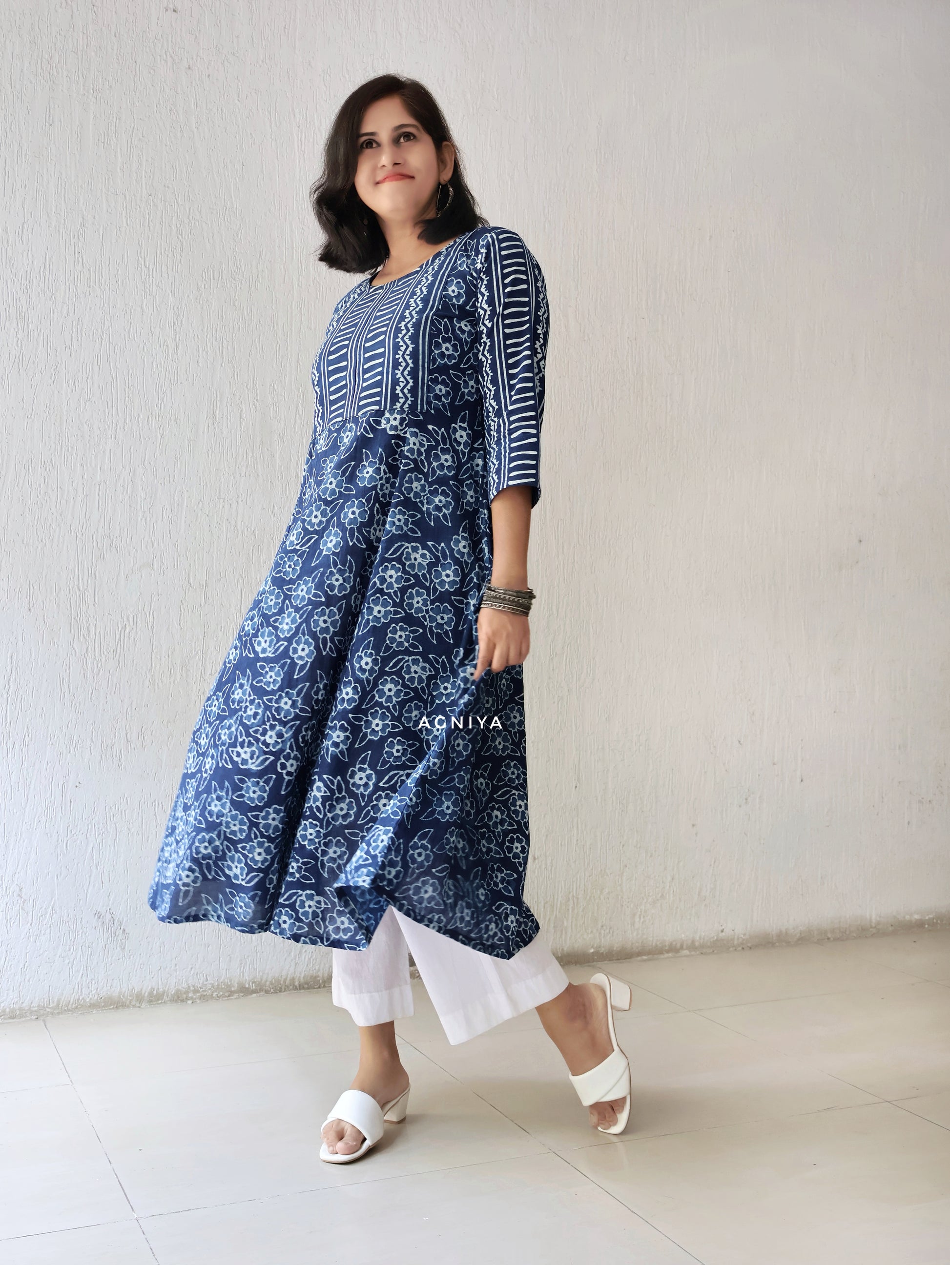 Indigo Blue Pure Cotton Kurta with Stripes and Floral Hand Block Print for Women