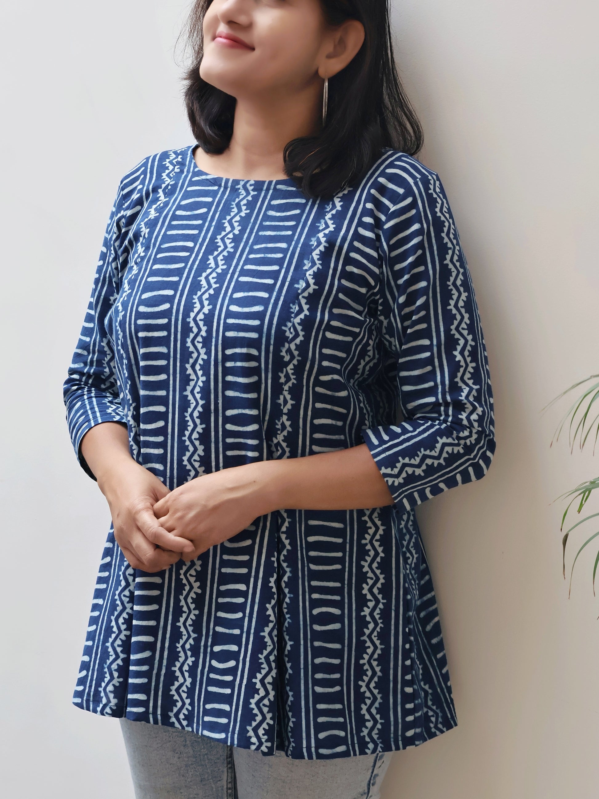 Indigo summer short top, combining comfort and effortless style for everyday wear