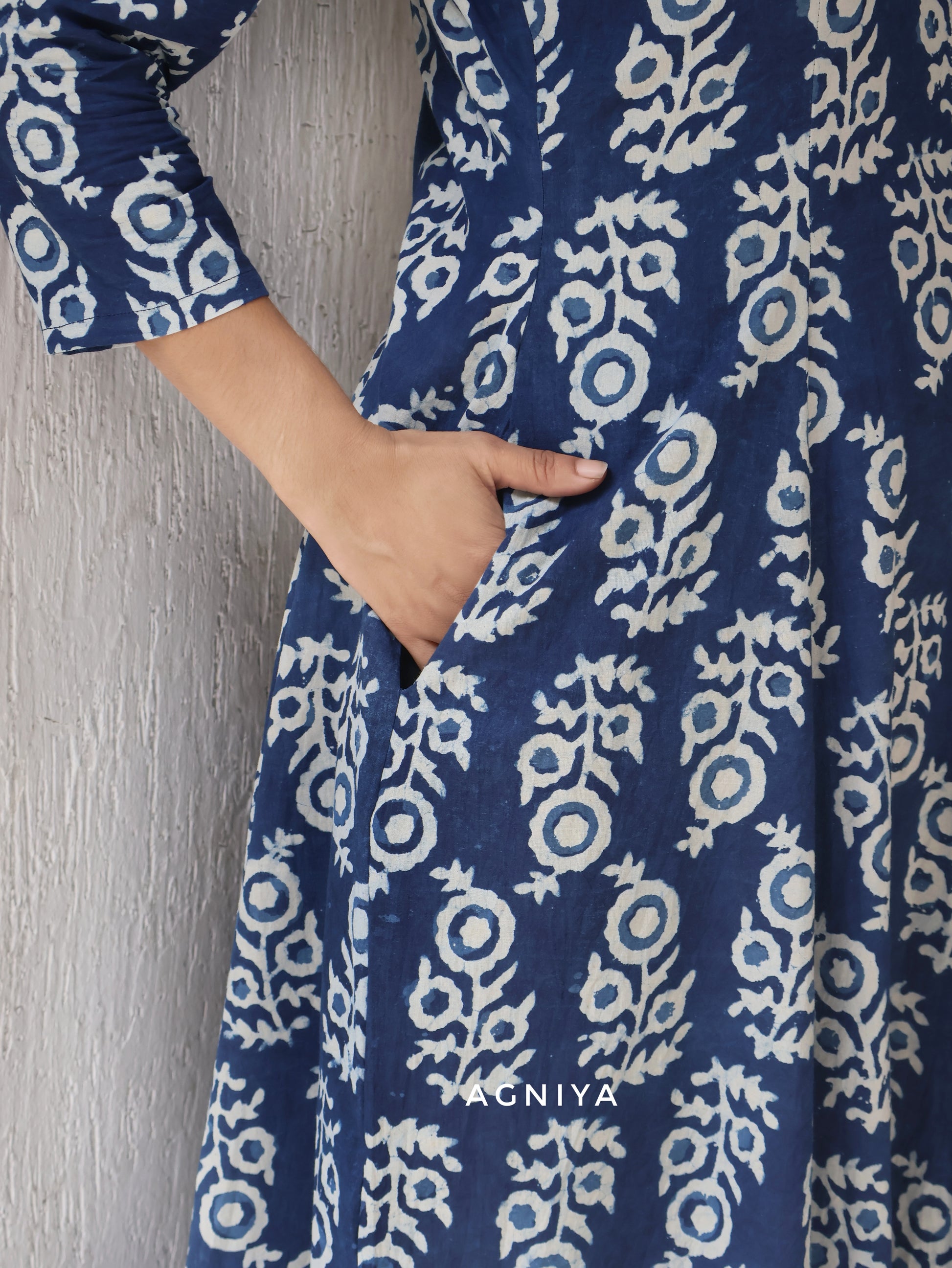 Pure cotton indigo V-neck flared kurta with pockets