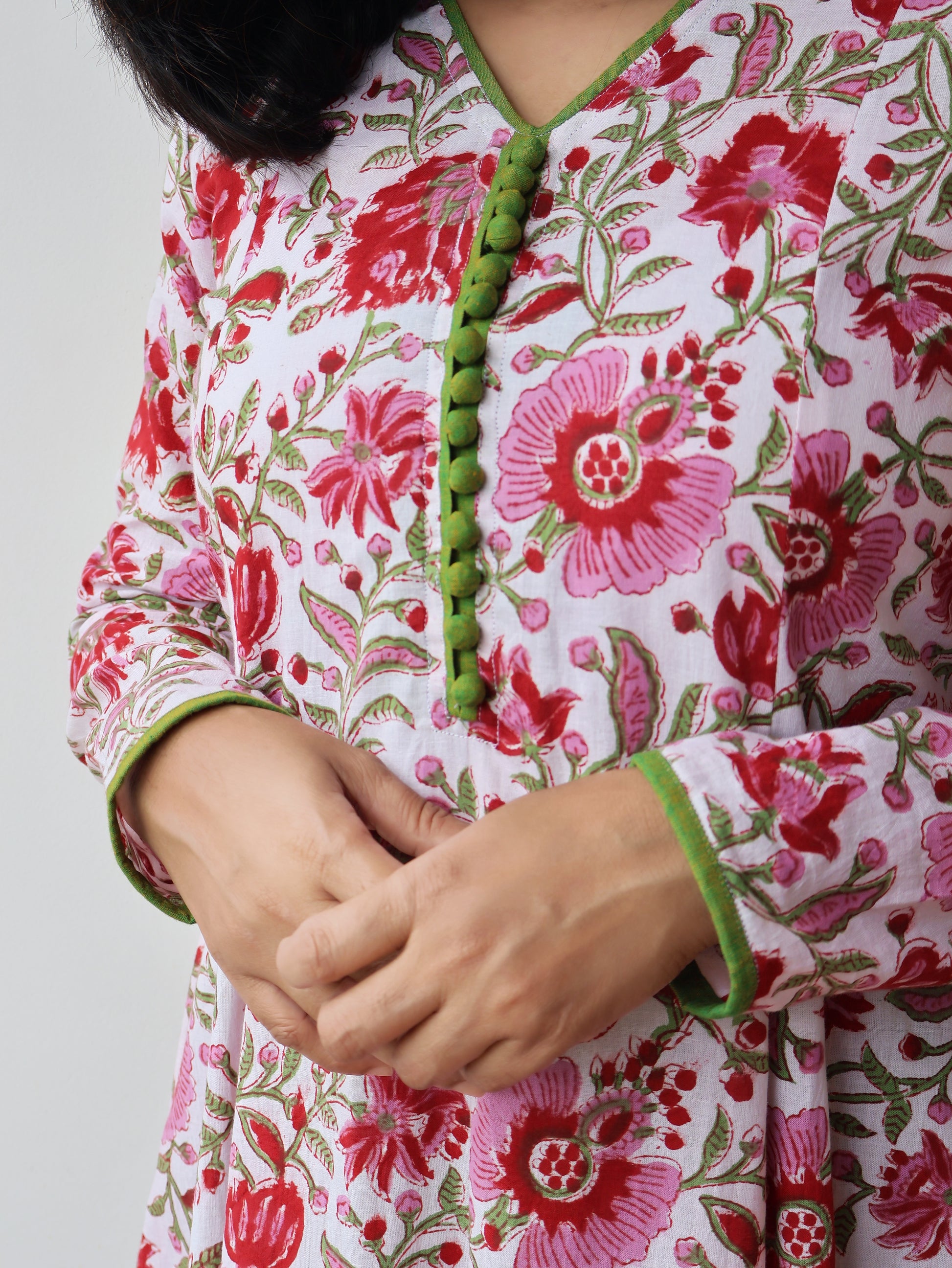 Women’s Azalea Pink hand block kurta with full sleeves & potli buttons